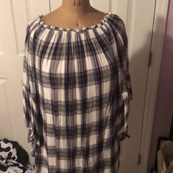 Plaid Flowy Dress - Picture 4 of 4